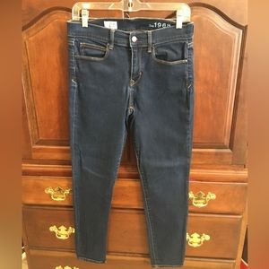 GAP 1969 Legging Jean (Size 29/8a)